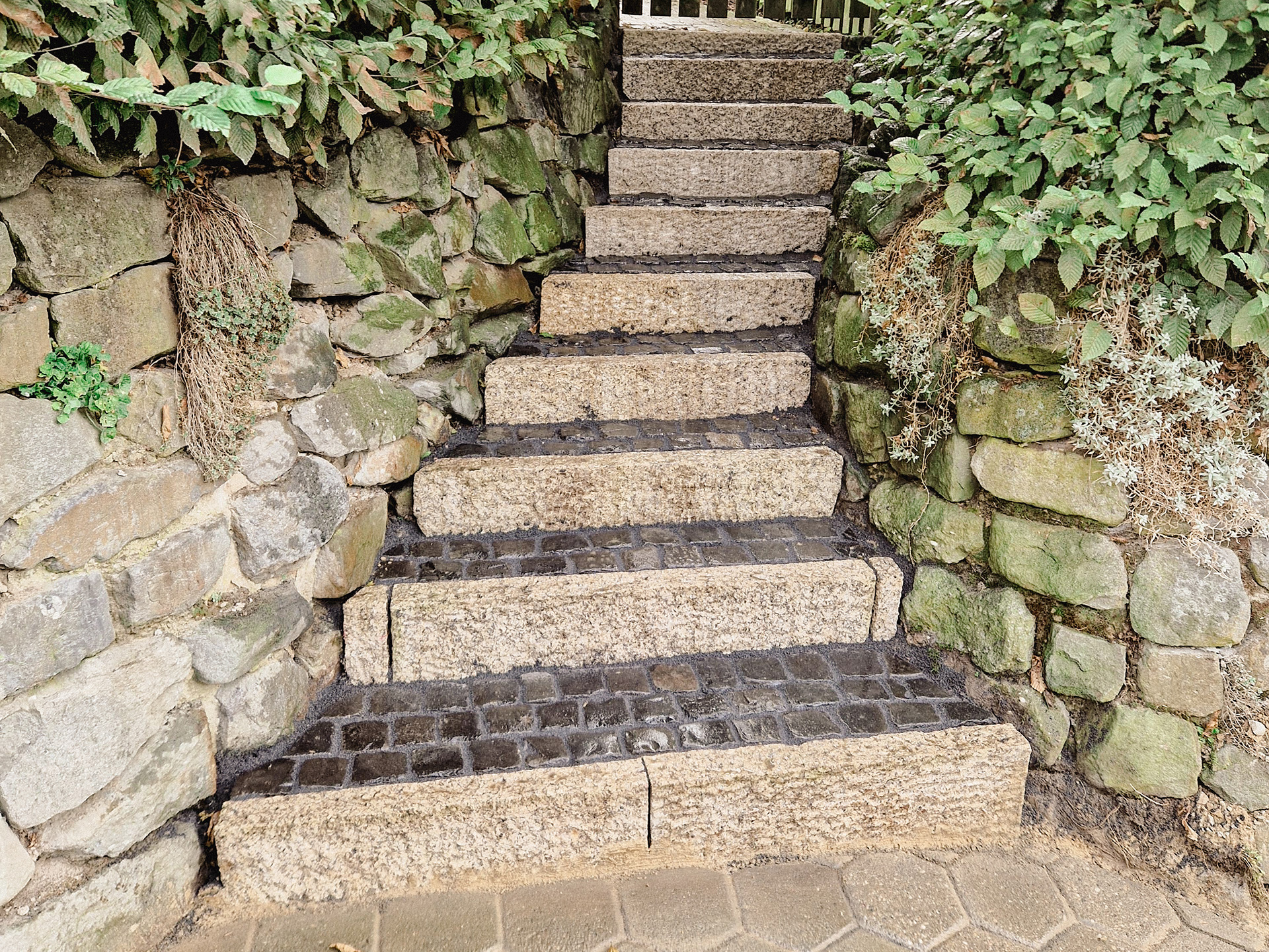 TREPPE